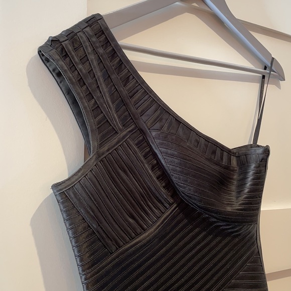 BCBG One Shoulder Black Cocktail Dress - Size 4 - Picture 4 of 4